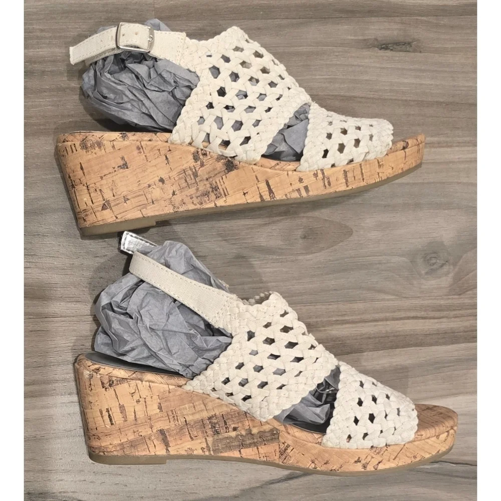 SO Adriene Kids Wedge Sandals Size 3 Crochet Cork Platform Summer Shoes